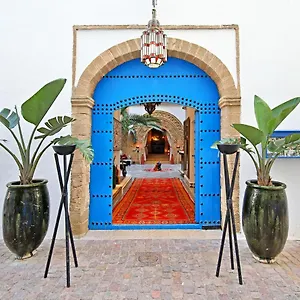 ***** Riad Dar L'oussia & Marocco